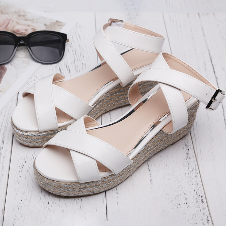 2020 New And Fashional Woman Chunky Summer Sandals