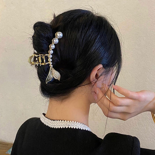 Fishtail French Style Pearl Claw Clip