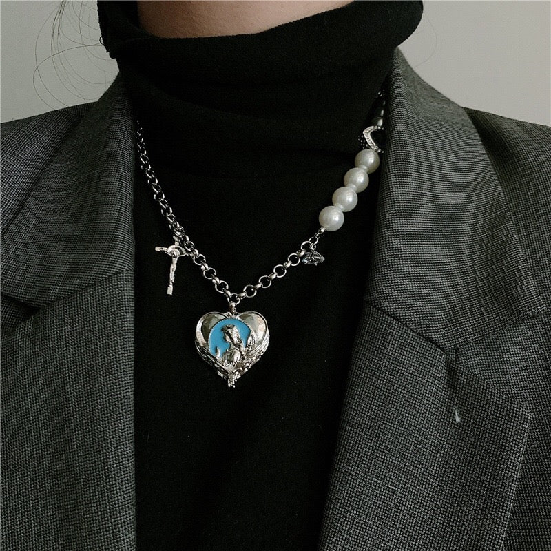 Chic Blue Heart Silver Pearl Necklace